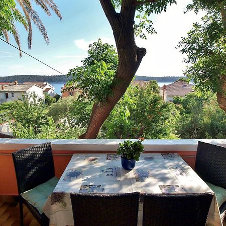 Apartments Zdenka - Garden Terrace Barbat na Rabu Kültér fotó
