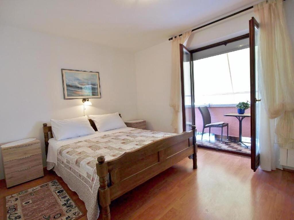 Apartments Zdenka - Garden Terrace Barbat na Rabu Kültér fotó
