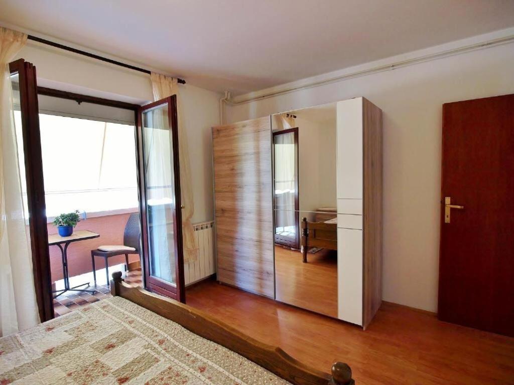 Apartments Zdenka - Garden Terrace Barbat na Rabu Kültér fotó