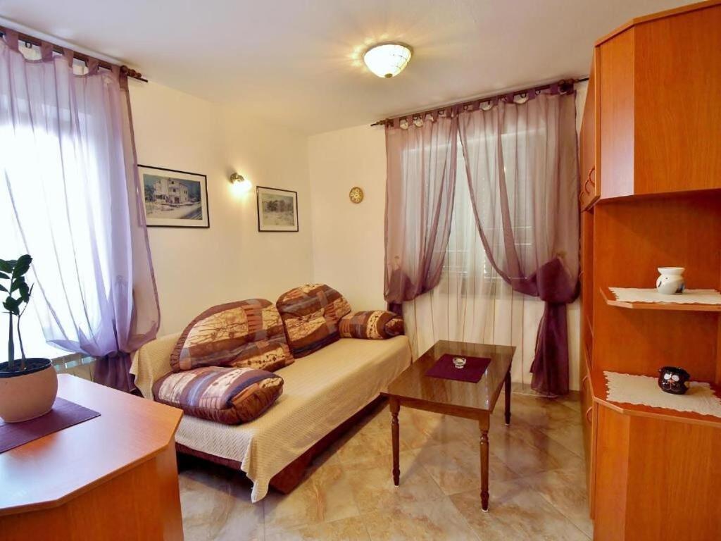 Apartments Zdenka - Garden Terrace Barbat na Rabu Kültér fotó