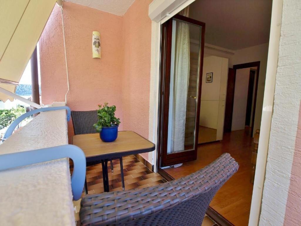 Apartments Zdenka - Garden Terrace Barbat na Rabu Kültér fotó